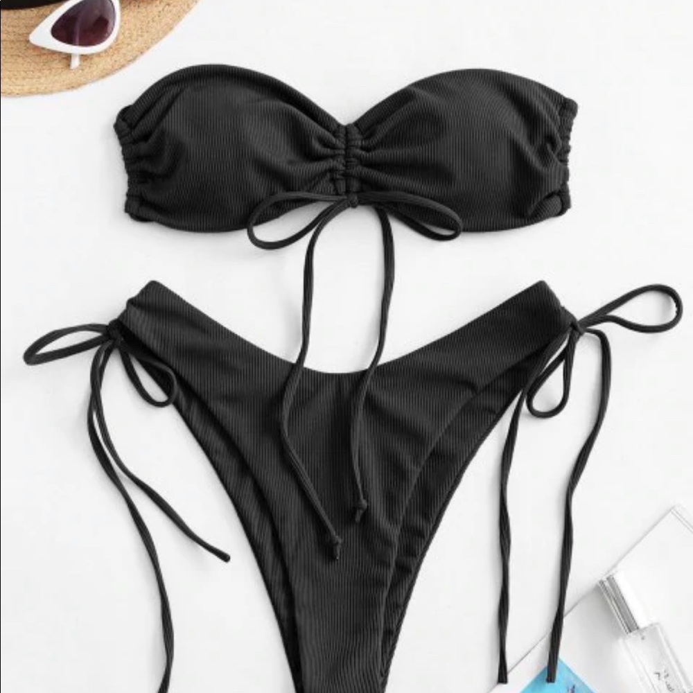 little black bikini!